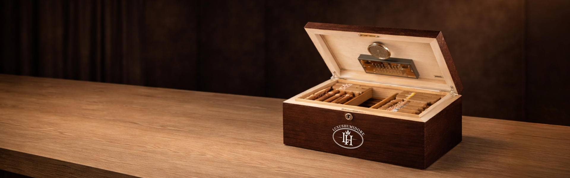 Bild von Einem Humidor in Braun mit Smokershome branding